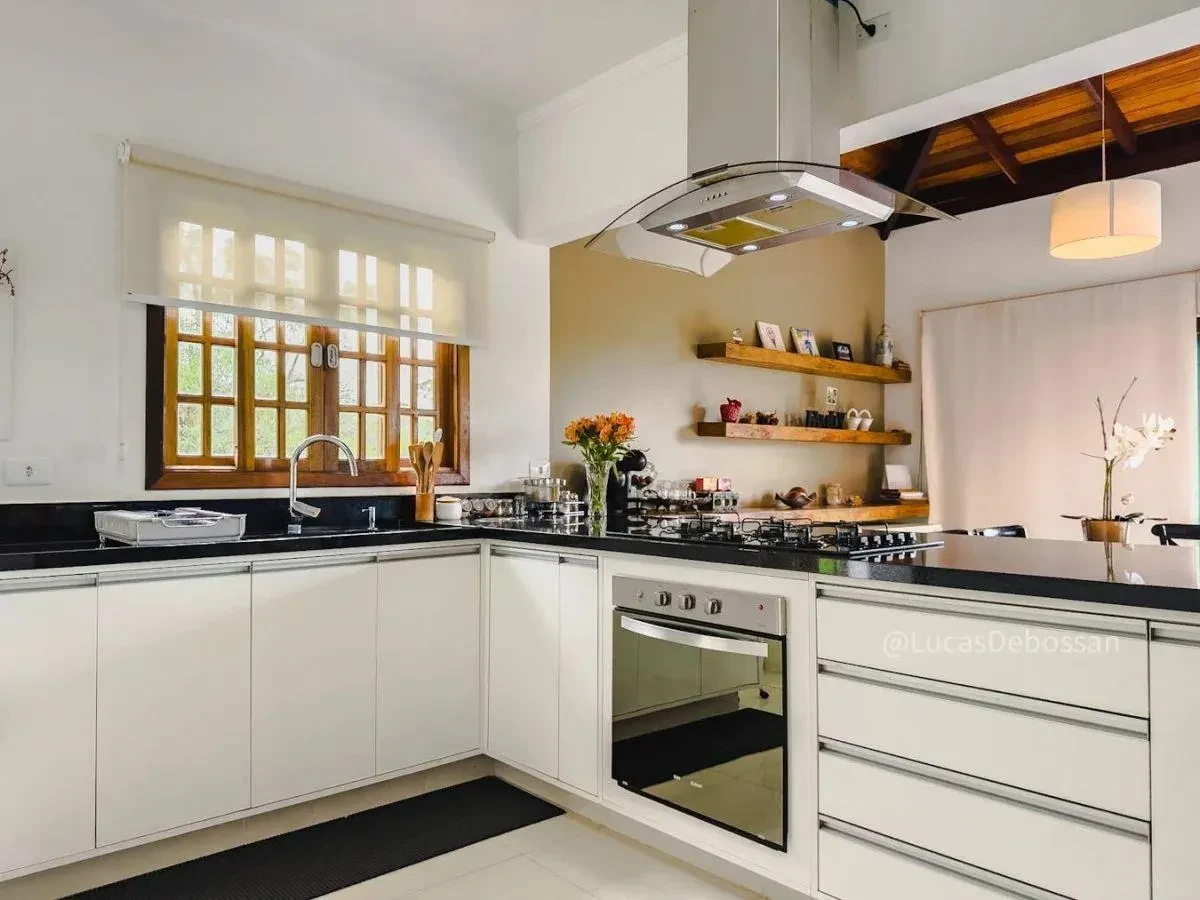 Imagem Casa com 2 Quartos à Venda, 150 metros em Caputera - Cotia