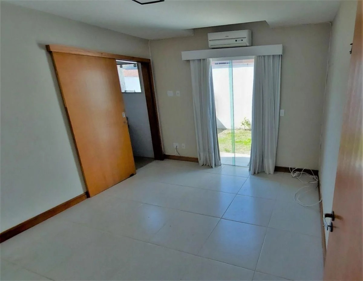 Imagem Casa com 4 Quartos à Venda, 180 m²em Largo da Batalha - Niterói