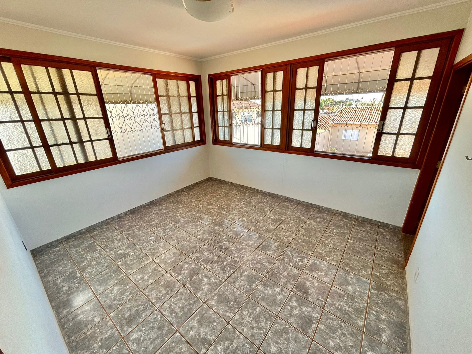 Imagem Sobrado à Venda, 431 m²em Vila Vilas Boas - Campo Grande