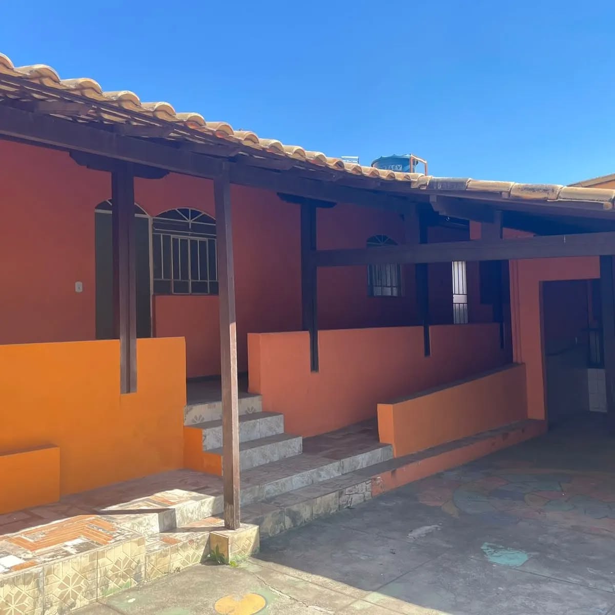 Imagem Casa com 4 Quartos à Venda, 360 m² em Veneza - Ribeirão das Neves