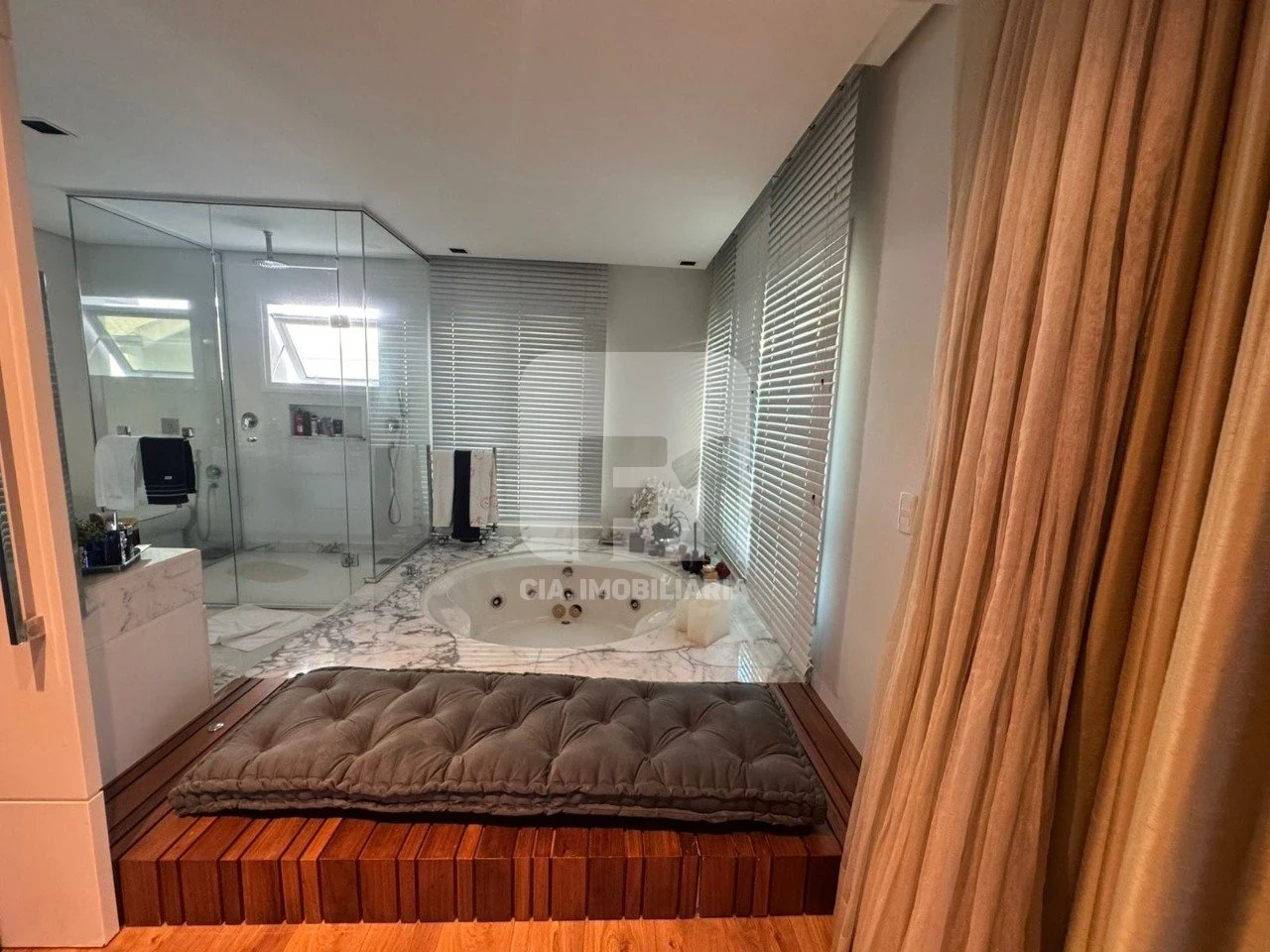 Imagem Casa com 4 Quartos à Venda, 762 m² em Santa Mônica - Florianópolis