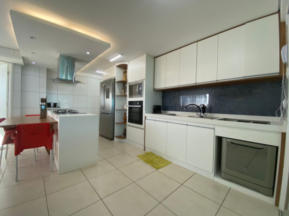 Imagem Apartamento com 4 Quartos à Venda, 142 m² em Jacarecica - Maceió
