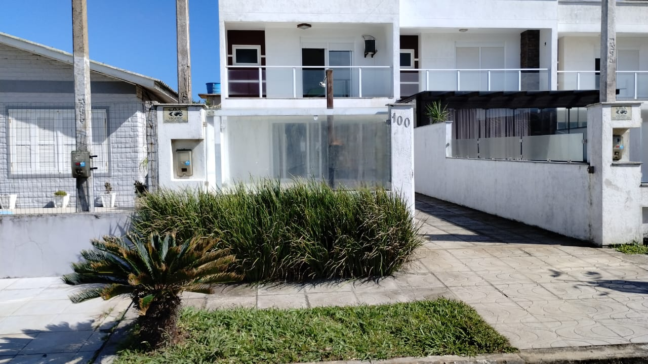 Imagem Sobrado com 3 Quartos à Venda, 126 m² em Jardim do Éden - Tramandaí