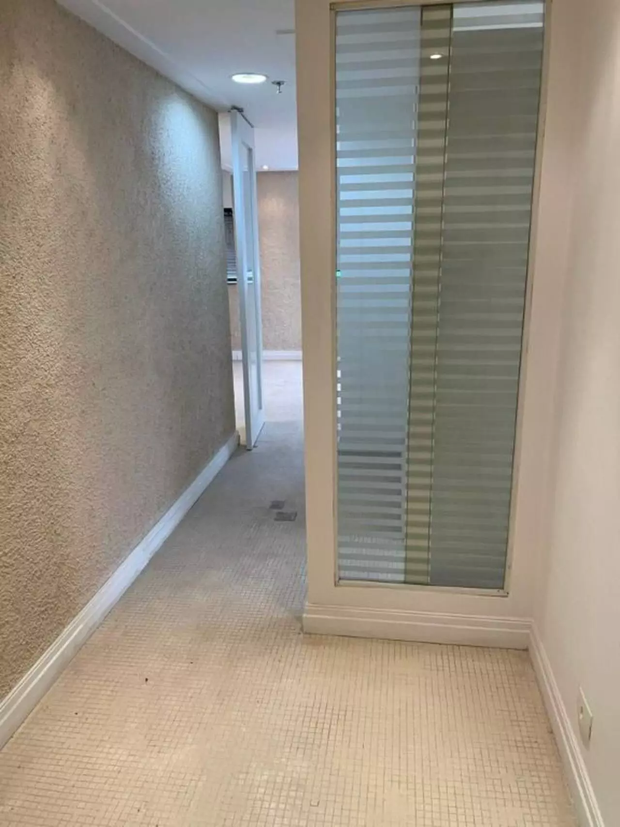 Imagem Sala Comercial à Venda ou Locação, 43 m² em Indianópolis - São Paulo