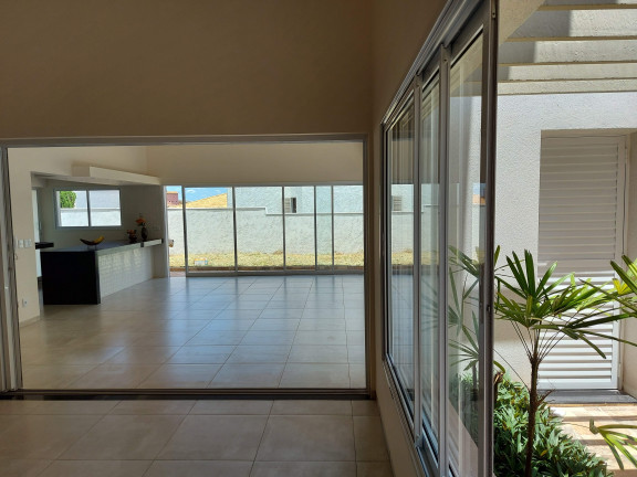 Imagem Casa com 3 Quartos à Venda, 209 m²em Residencial Thermas Park - Olímpia