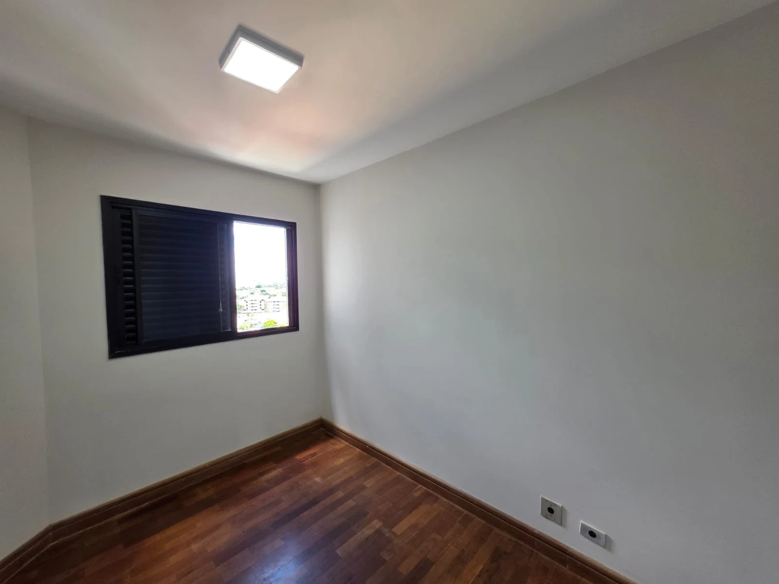 Imagem Apartamento com 2 Quartos à Venda, 65 m² em Centro - Marília
