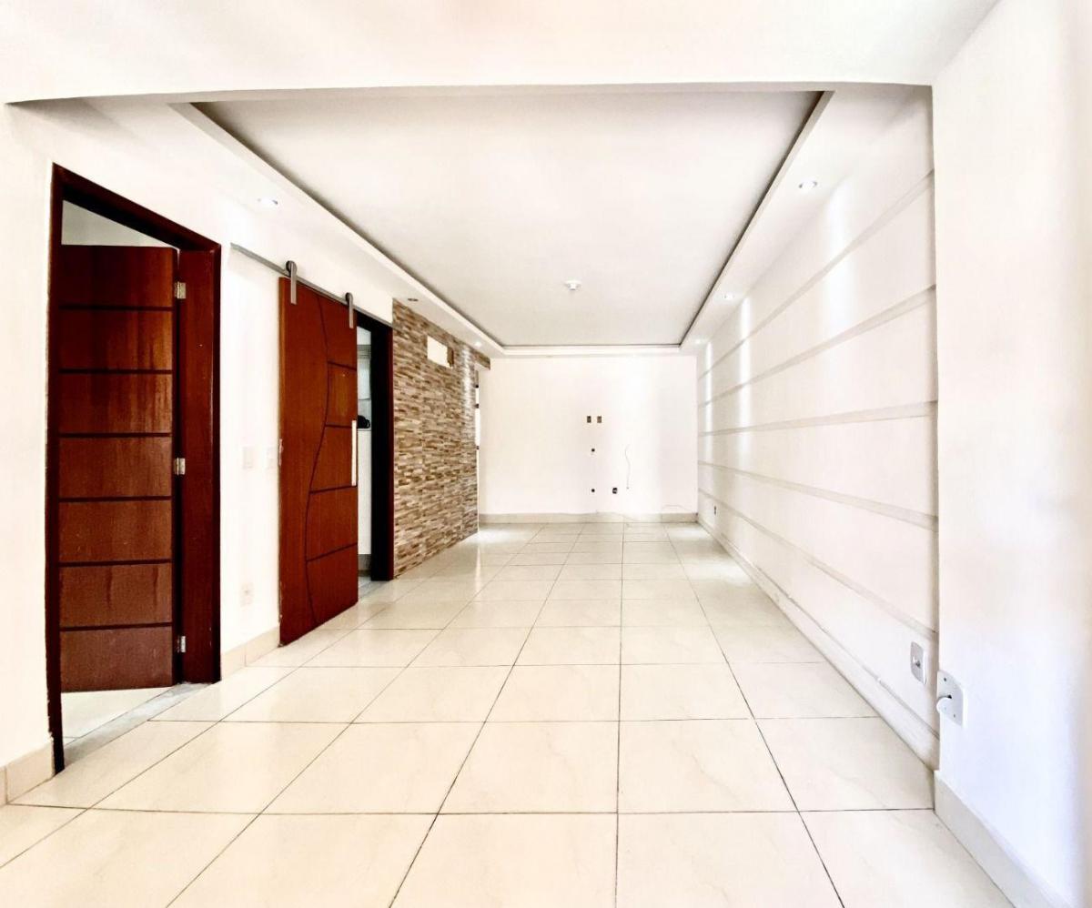 Imagem Casa com 3 Quartos à Venda, 100 m²em Serra Grande - Niterói