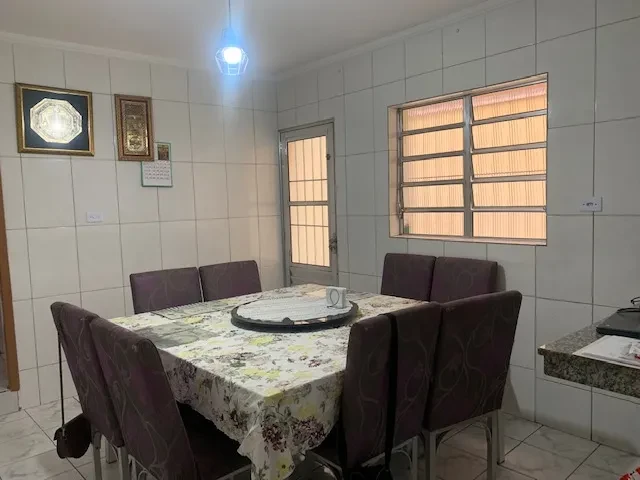 Imagem Casa com 4 Quartos à Venda, 178 m² em Vila Elze - São Paulo