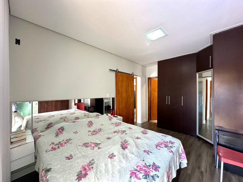 Imagem Casa com 3 Quartos à Venda, 122 m² em Planalto - Belo Horizonte