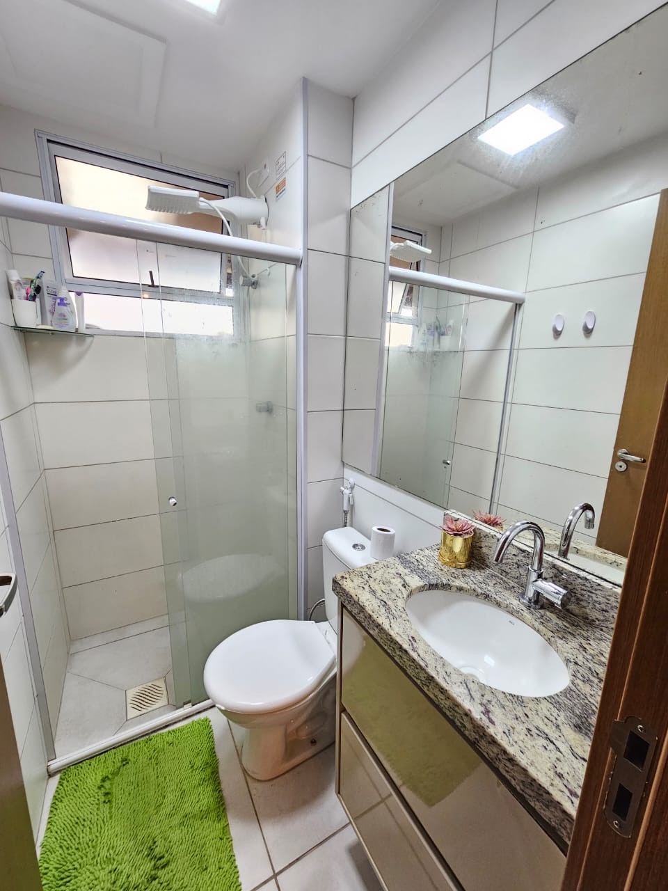 Imagem Apartamento com 2 Quartos para Alugar, 57 m² em Centro - Lauro de Freitas