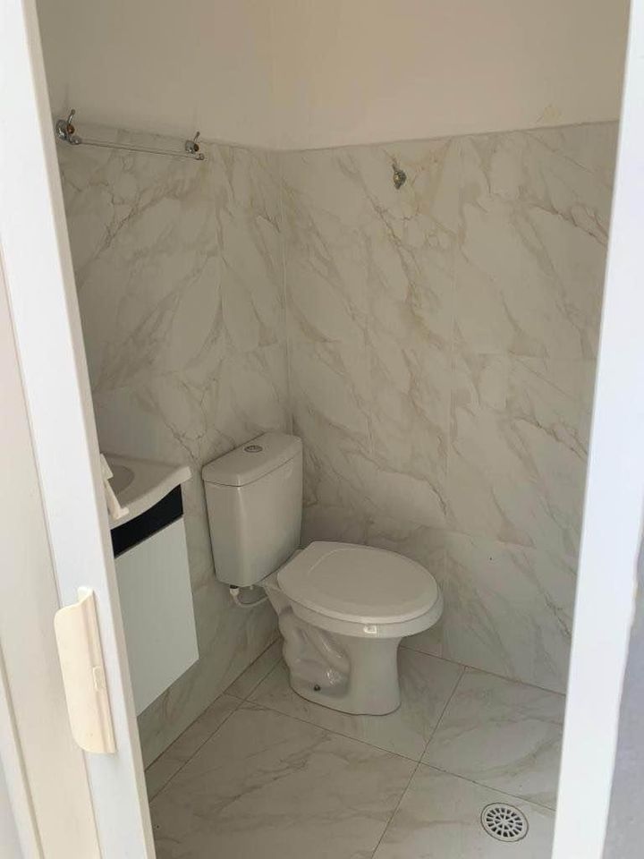 Imagem Imóvel com 1 Quarto para Alugar, 20 m²em Parque Císper - São Paulo