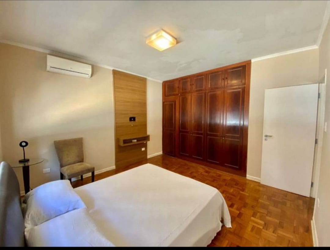 Foto do imóvel: Casa com 3 Quartos à Venda, 229 m²em Ponta da Praia - Santos