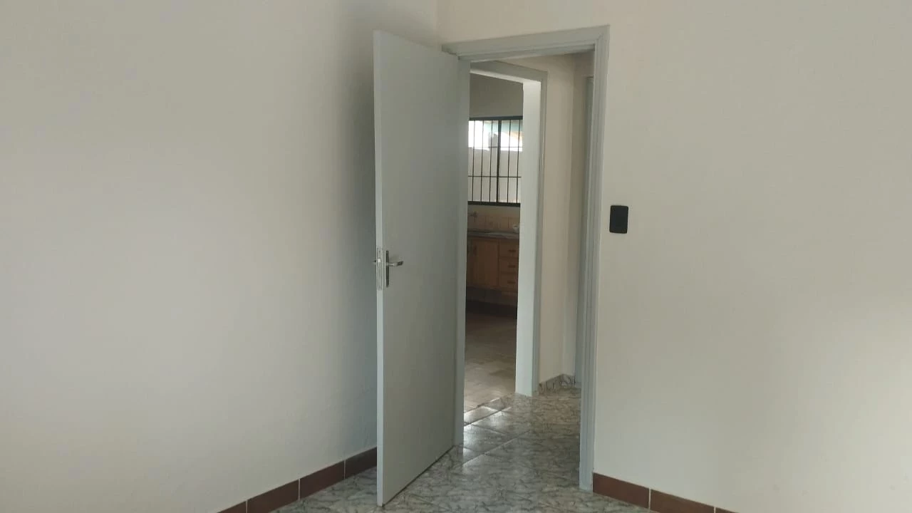 Imagem Casa com 2 Quartos à Venda, 85 m² em Jardim São Cristóvão I - Rio das Pedras