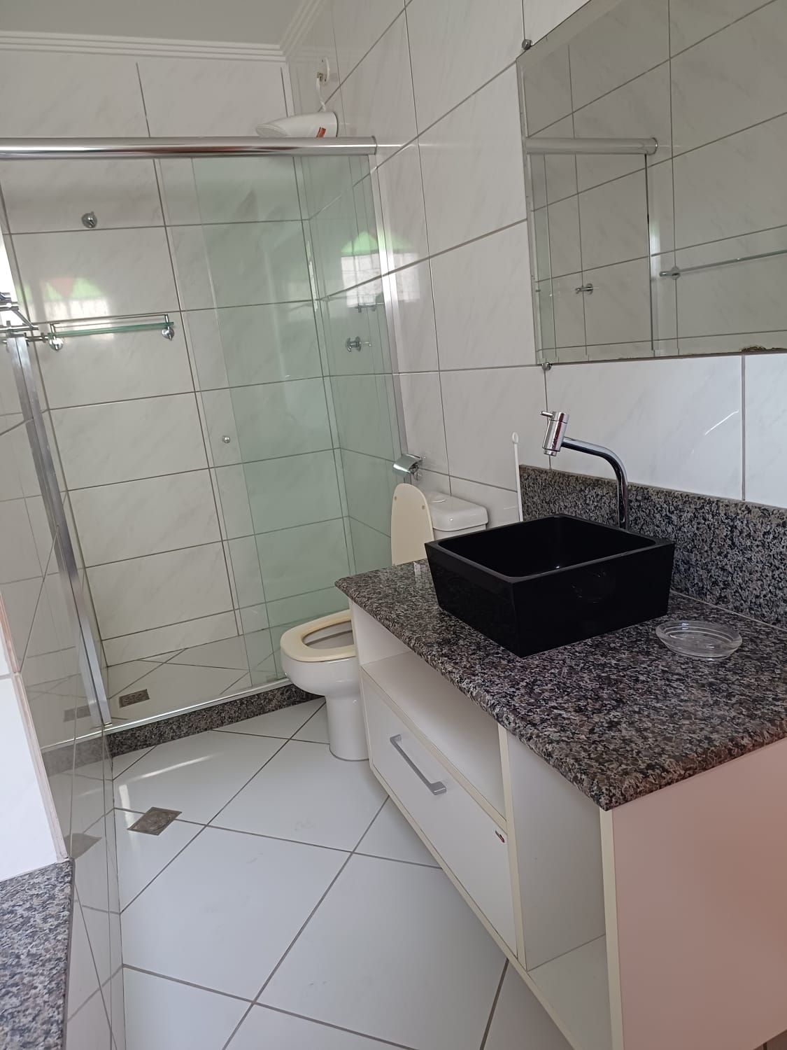 Imagem Casa com 5 Quartos à Venda, 360 m²em Venda das Pedras - Itaboraí