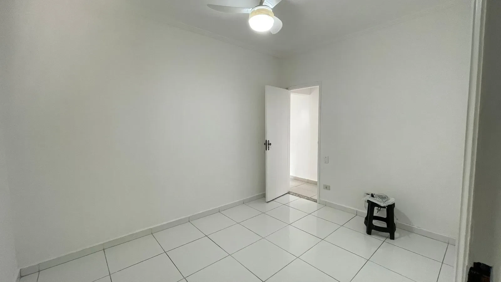 Imagem Apartamento com 2 Quartos à Venda, 93 metros em Marapé - Santos