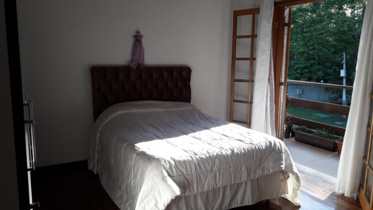 Imagem Casa de Condomínio com 4 Quartos à Venda, 260 m² em Botujuru - Mogi das Cruzes