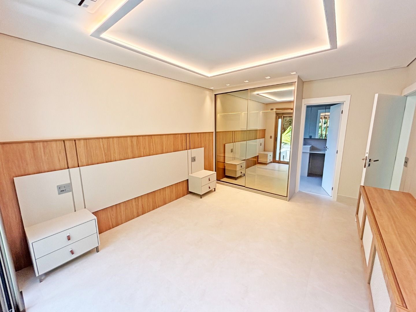 Imagem Casa com 6 Quartos à Venda, 475 metros em Riviera - Bertioga