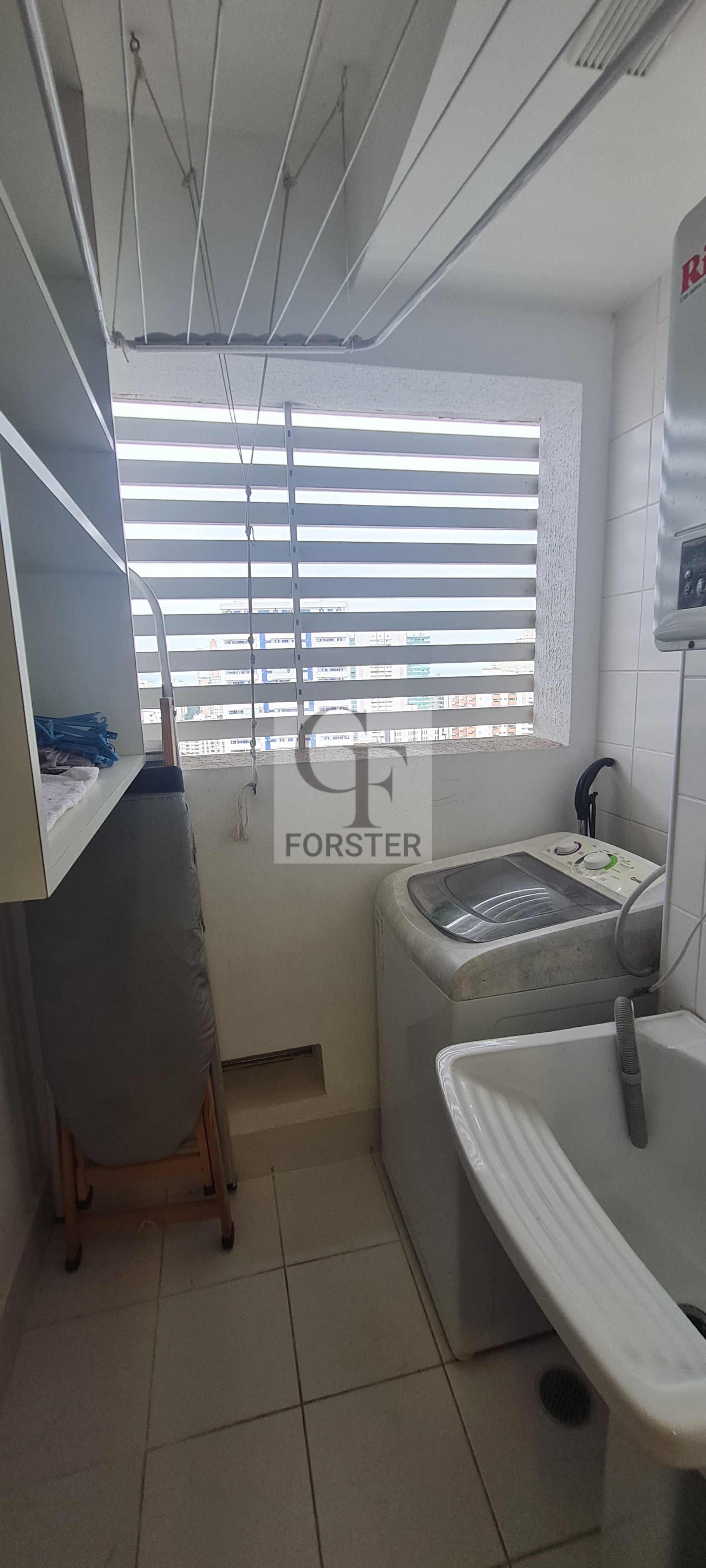 Imagem Apartamento com 1 Quarto para Alugar, 48 m²em Boqueirão - Santos