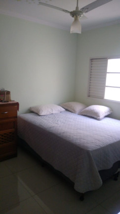 Imagem Casa com 3 Quartos à Venda, 164 m² em Palmeiras - Araçatuba