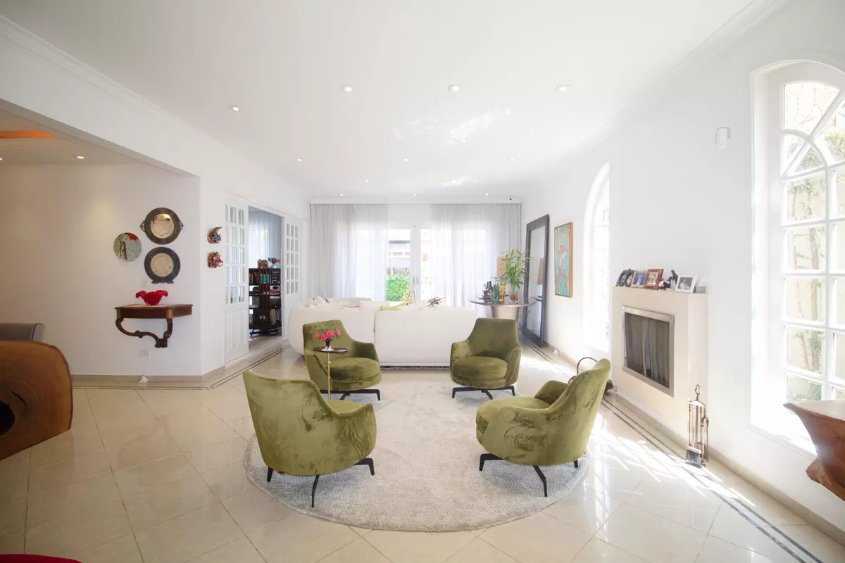 Imagem Casa com 4 Quartos à Venda ou Locação, 460 m² em Alto de Pinheiros - São Paulo