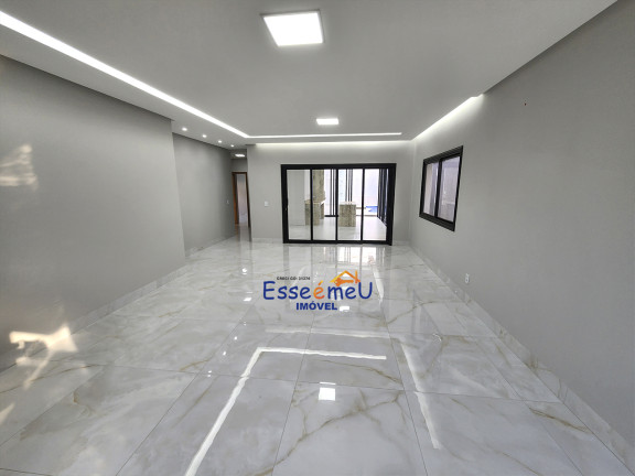 Imagem Casa de Condomínio com 3 Quartos à Venda, 180 m² em Jardins Madri - Goiânia
