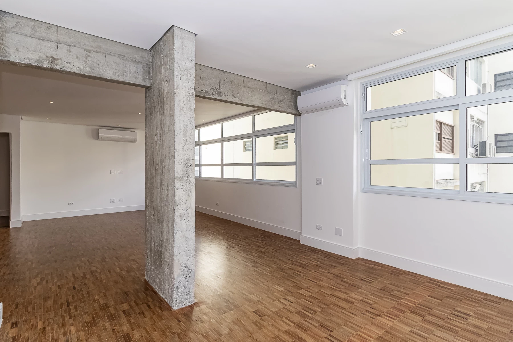 Imagem Apartamento com 3 Quartos à Venda, 213 m² em Cerqueira César - São Paulo