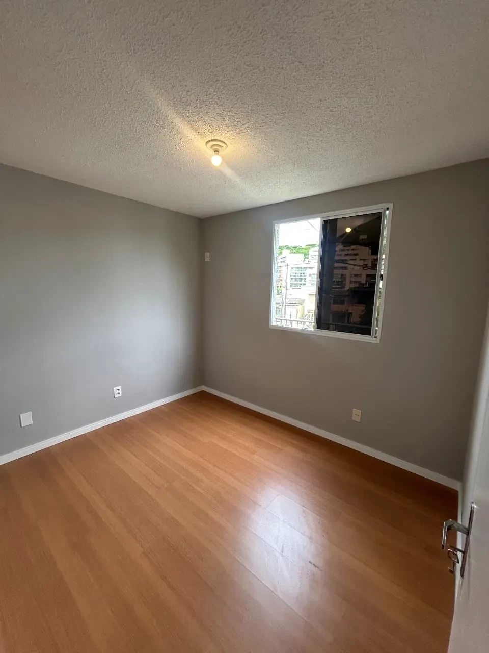 Imagem Apartamento com 2 Quartos à Venda, 44 m² em Campo Grande - Rio de Janeiro