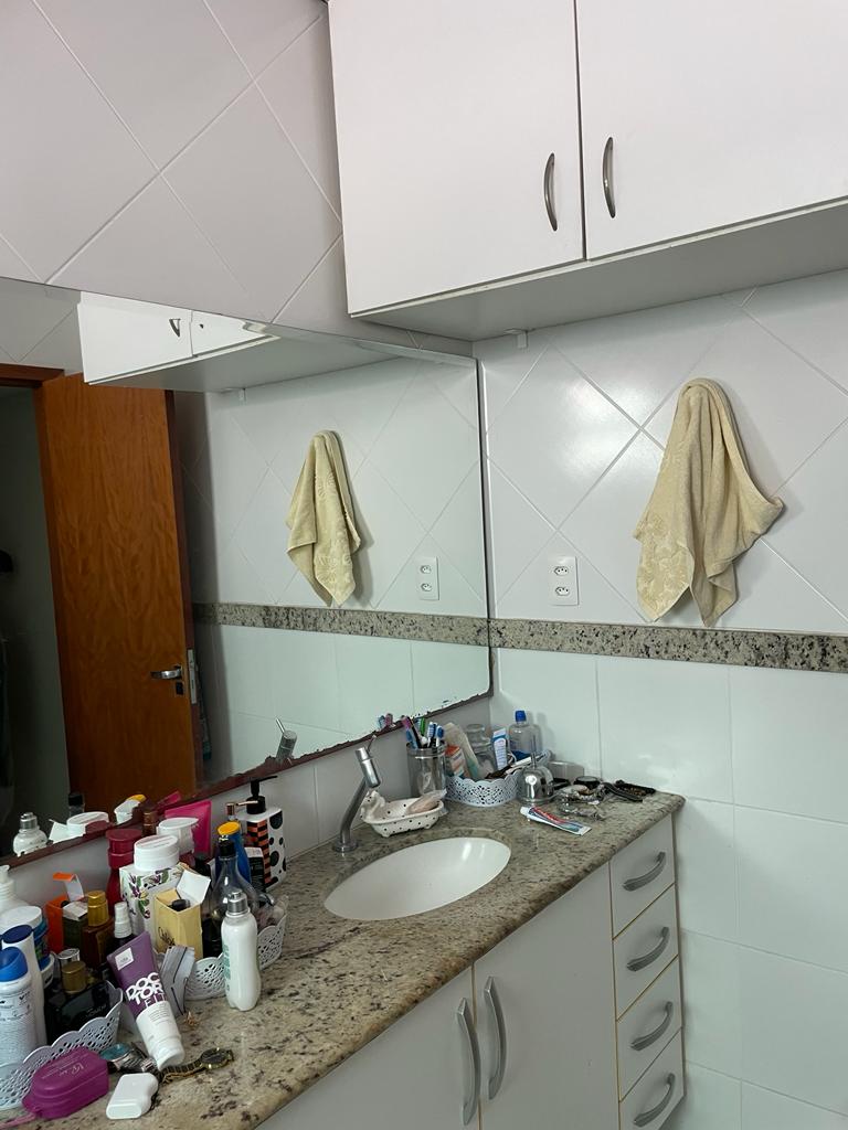 Foto do imóvel: Casa de Condomínio com 3 Quartos à Venda, 250 m²em Flores - Manaus