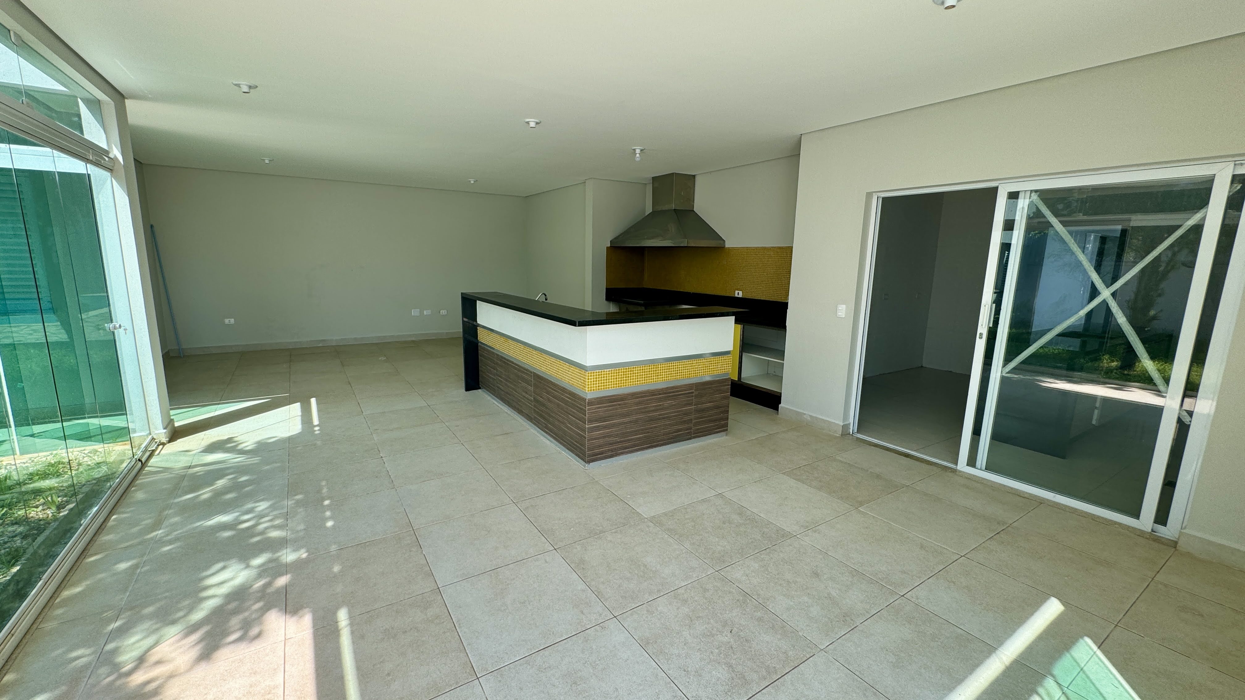 Imagem Sobrado com 8 Quartos à Venda, 152 m²em Cibratel - Itanhaém