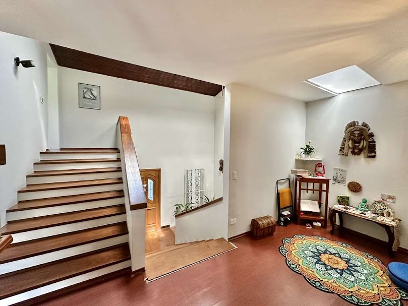 Foto do imóvel: Casa com 4 Quartos à Venda, 228 m² em Jardim Jussara - São Paulo