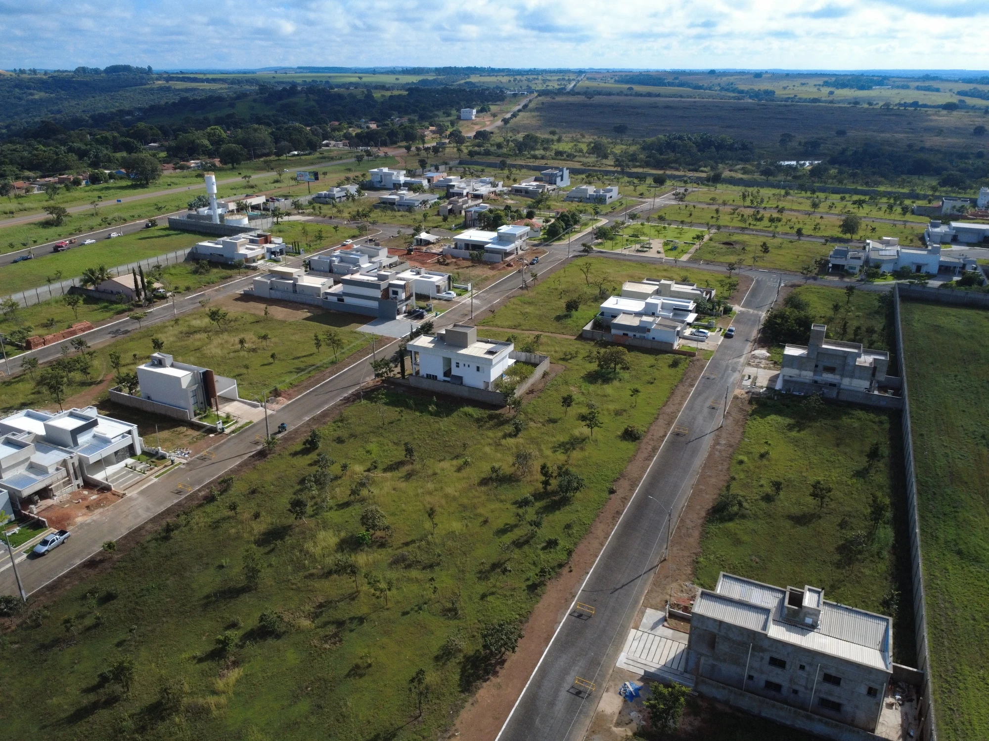 Imagem Terreno em Condomínio à Venda, 250 m² em Aragoiânia - Aragoiânia