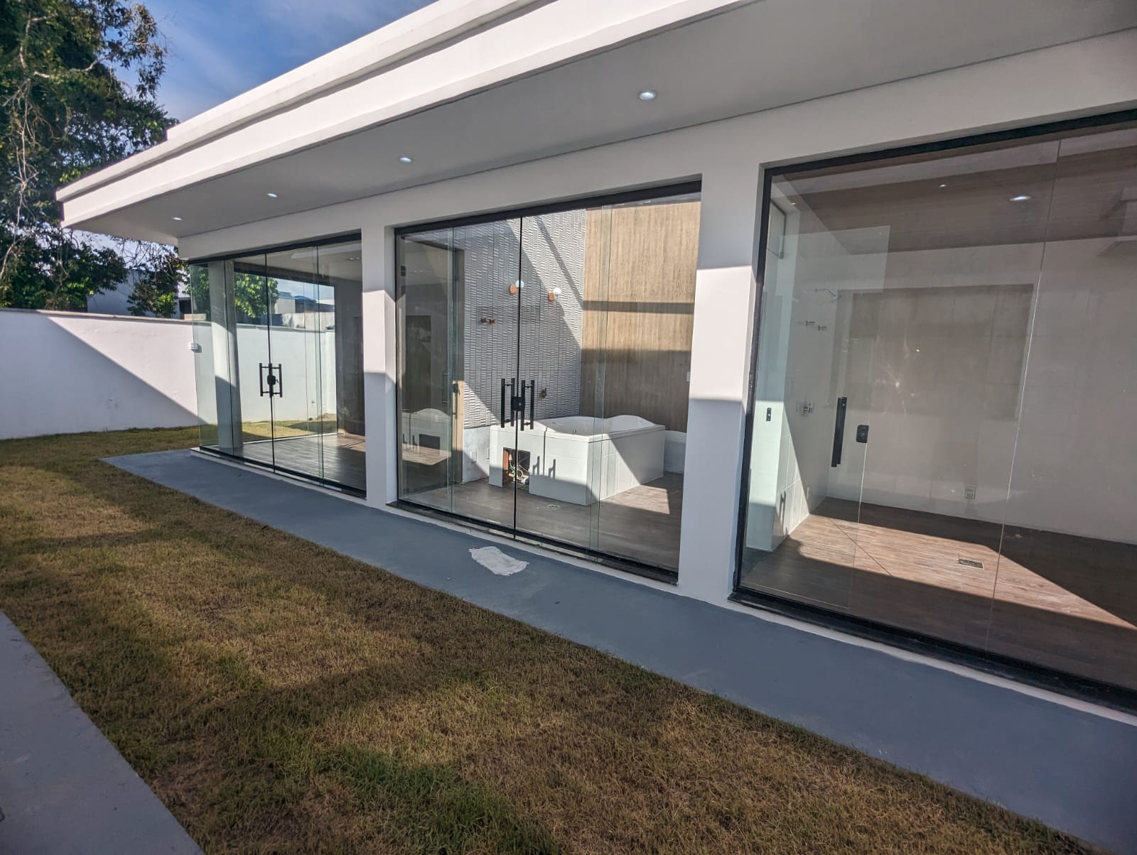 Imagem Casa de Condomínio com 3 Quartos à Venda, 290 m²em Ponta Negra - Manaus