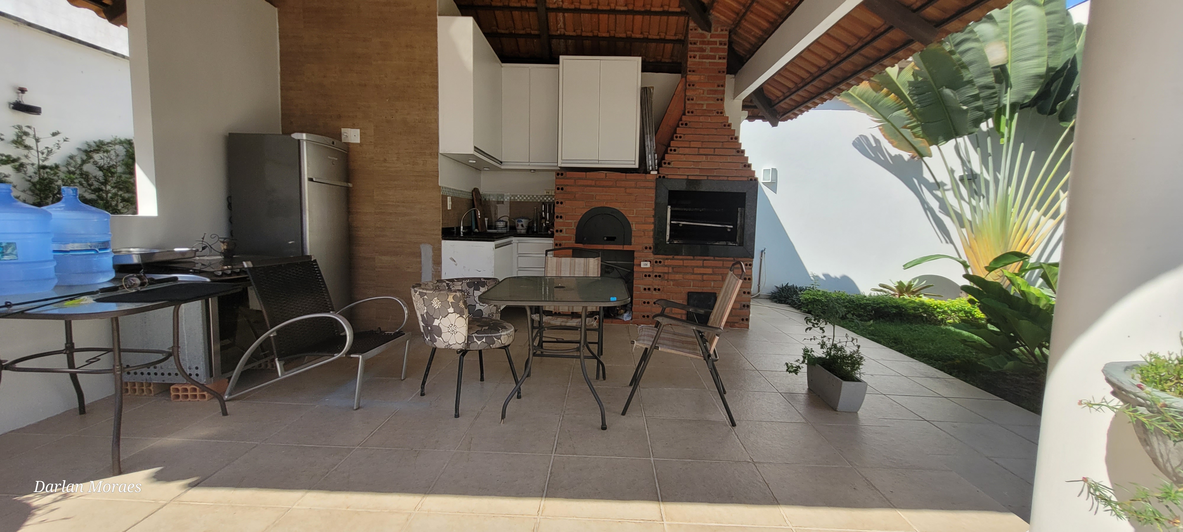 Imagem Casa de Condomínio com 4 Quartos à Venda, 250 m²em Ponta Negra - Manaus