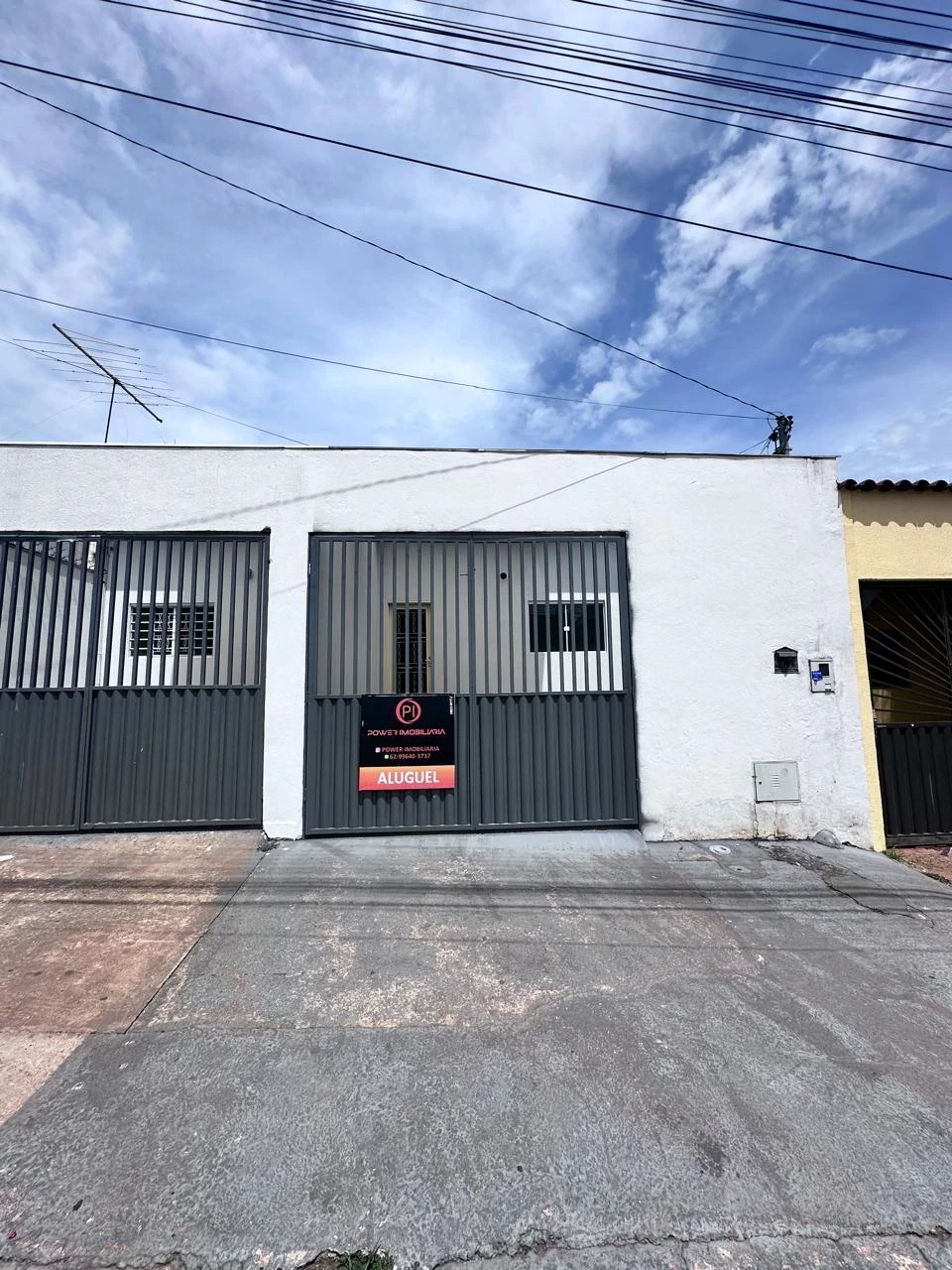 Imagem Casa com 2 Quartos à Venda, 75 m² em Residencial Recanto do Bosque - Goiânia Imagem Casa com 2 Quartos à Venda, 75 m² em Residencial Recanto do Bosque - Goiânia