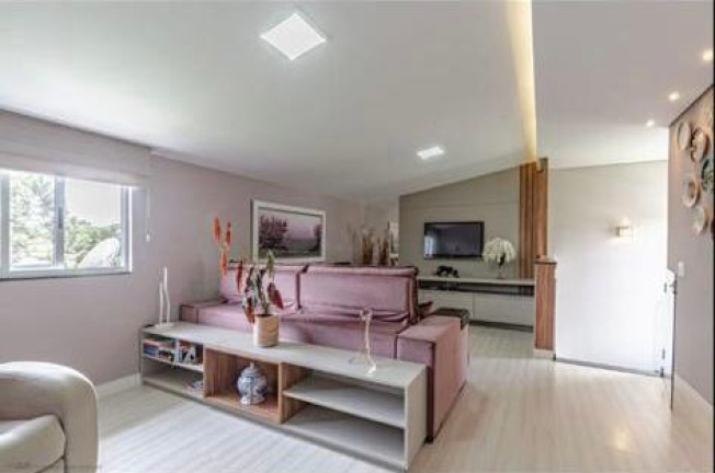 Imagem Sobrado com 3 Quartos à Venda, 135 m² em Atuba - Curitiba