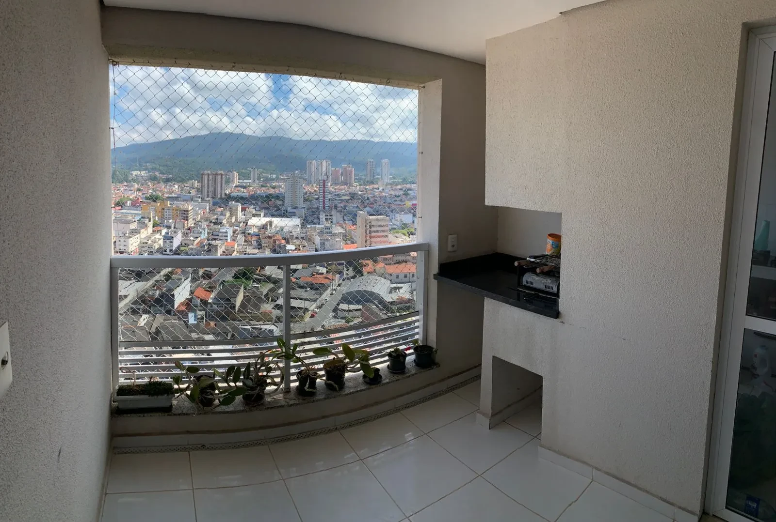 Imagem Apartamento com 2 Quartos à Venda, 70 m² em Centro - Mogi das Cruzes