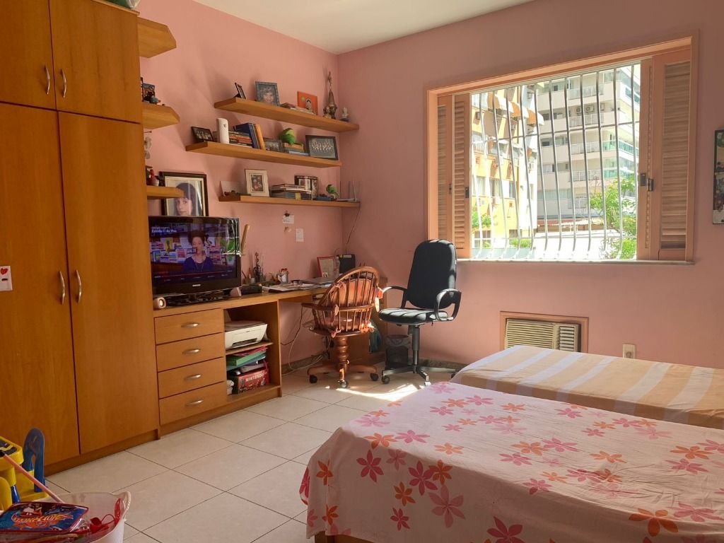Imagem Apartamento com 3 Quartos à Venda, 150 m²em Icaraí - Niterói