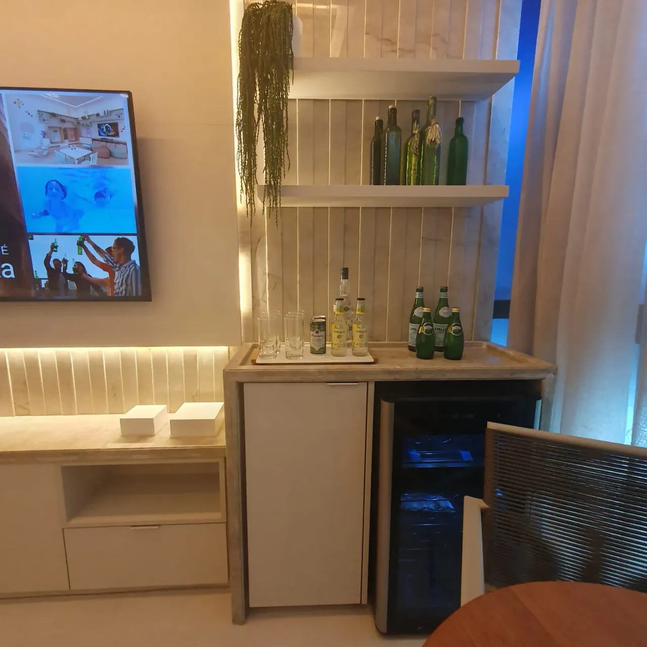 Imagem Apartamento com 2 Quartos à Venda, 48 m²em Casa Amarela - Recife