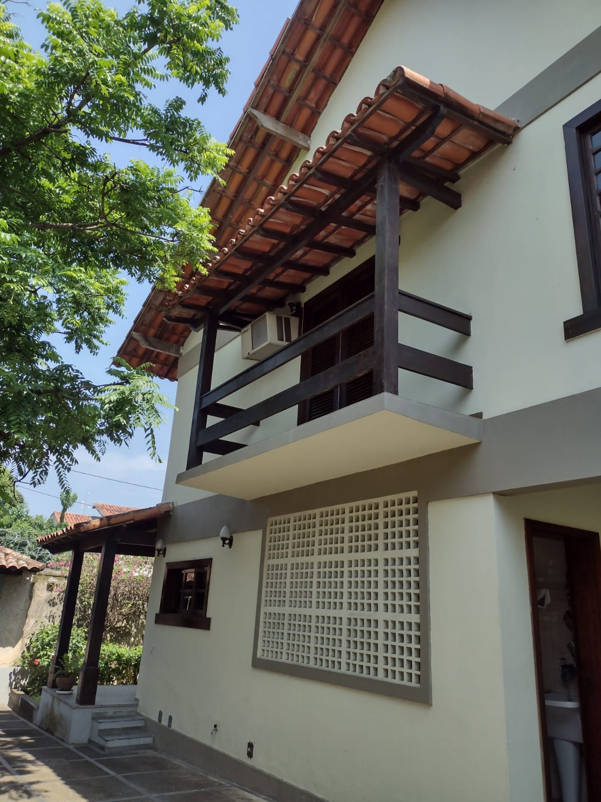 Imagem Casa com 4 Quartos à Venda, 442 m²em Piratininga - Niterói