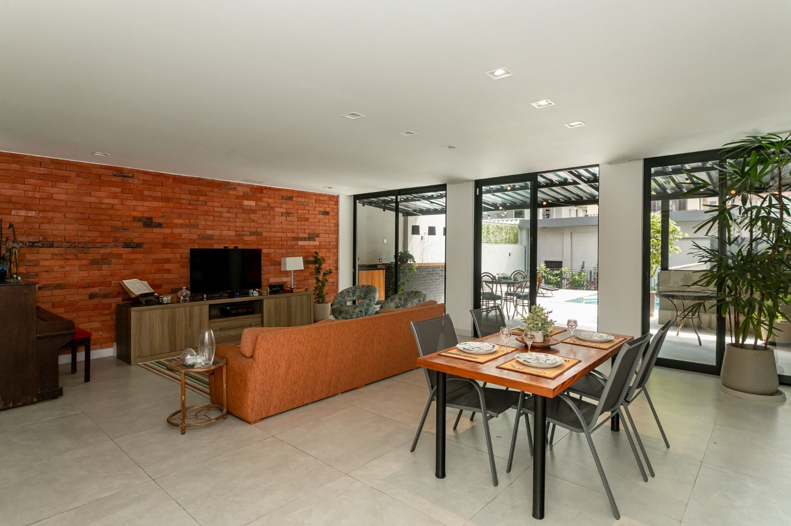 Foto do imóvel: Casa com 4 Quartos à Venda, 568 m² em Barra da Tijuca - Rio de Janeiro