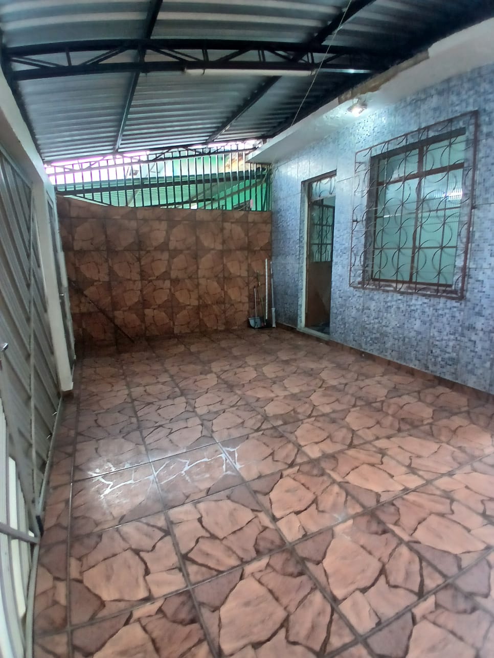 Casa com 2 Quartos à Venda, 140 m² em Praça 14 de Janeiro - Manaus