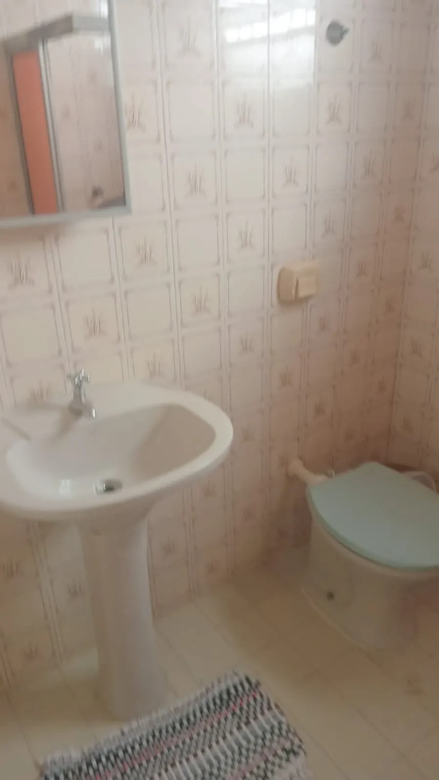Imagem Casa com 2 Quartos à Venda, 90 metros em Conjunto Residencial do Bosque - Mogi das Cruzes