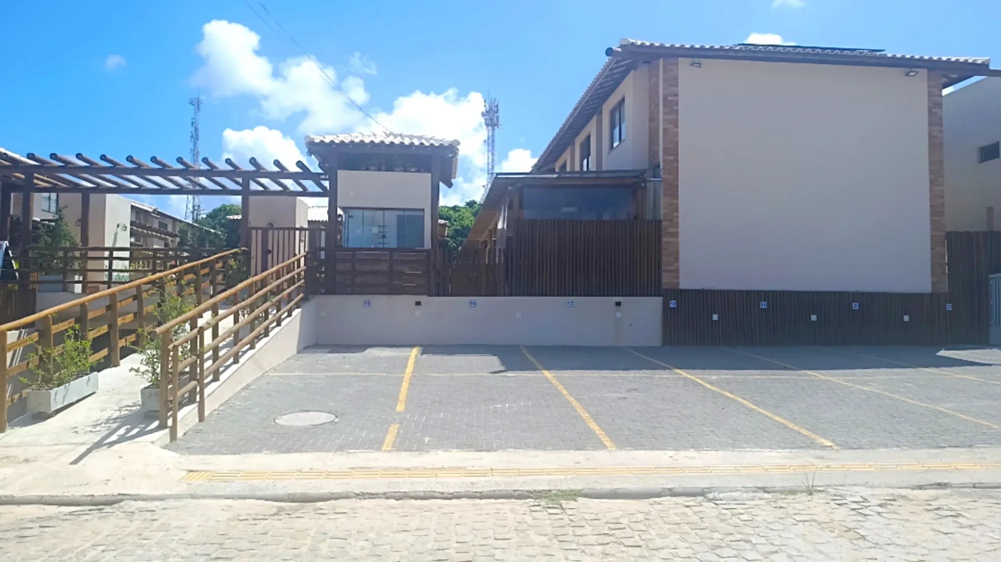 Imagem Apartamento com 2 Quartos à Venda, 75 metros em Imbassaí - Mata de São João