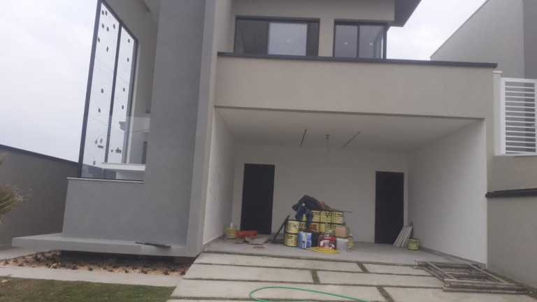 Imagem Casa de Condomínio com 3 Quartos à Venda, 233 m² em Condomínio Residencial Fogaça - Jacareí
