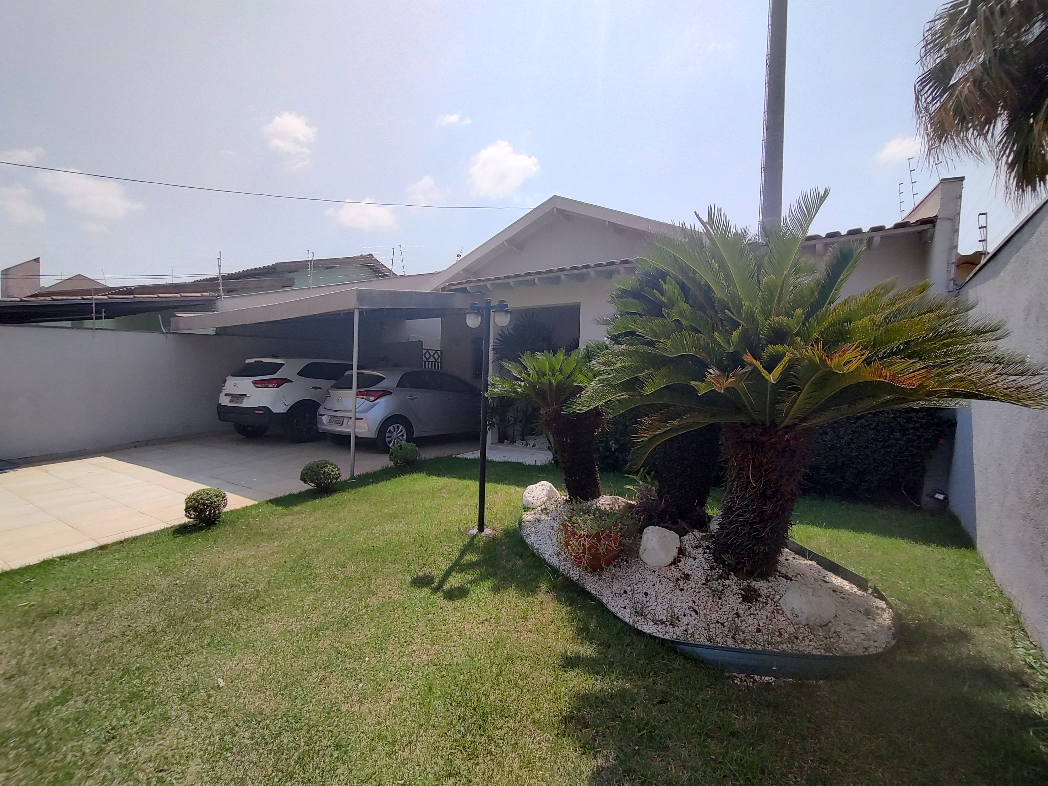 Imagem Casa com 3 Quartos à Venda, 204 m²em Jardim São Bento - Campo Grande