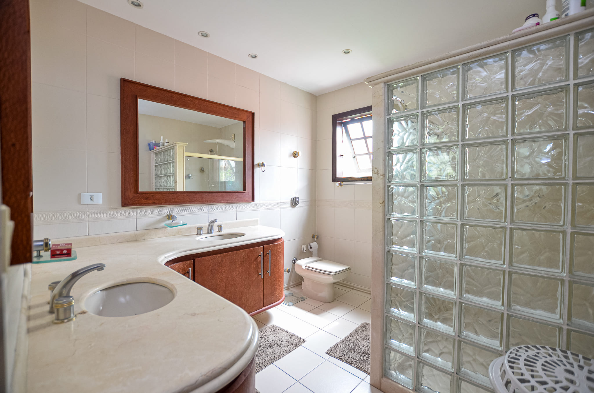 Foto do imóvel: Casa com 4 Quartos à Venda, 527 m² em Anil - Rio de Janeiro