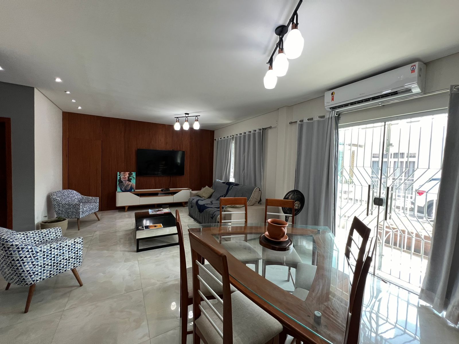 Imagem Casa com 3 Quartos à Venda, 264 m²em Batista Campos - Belém