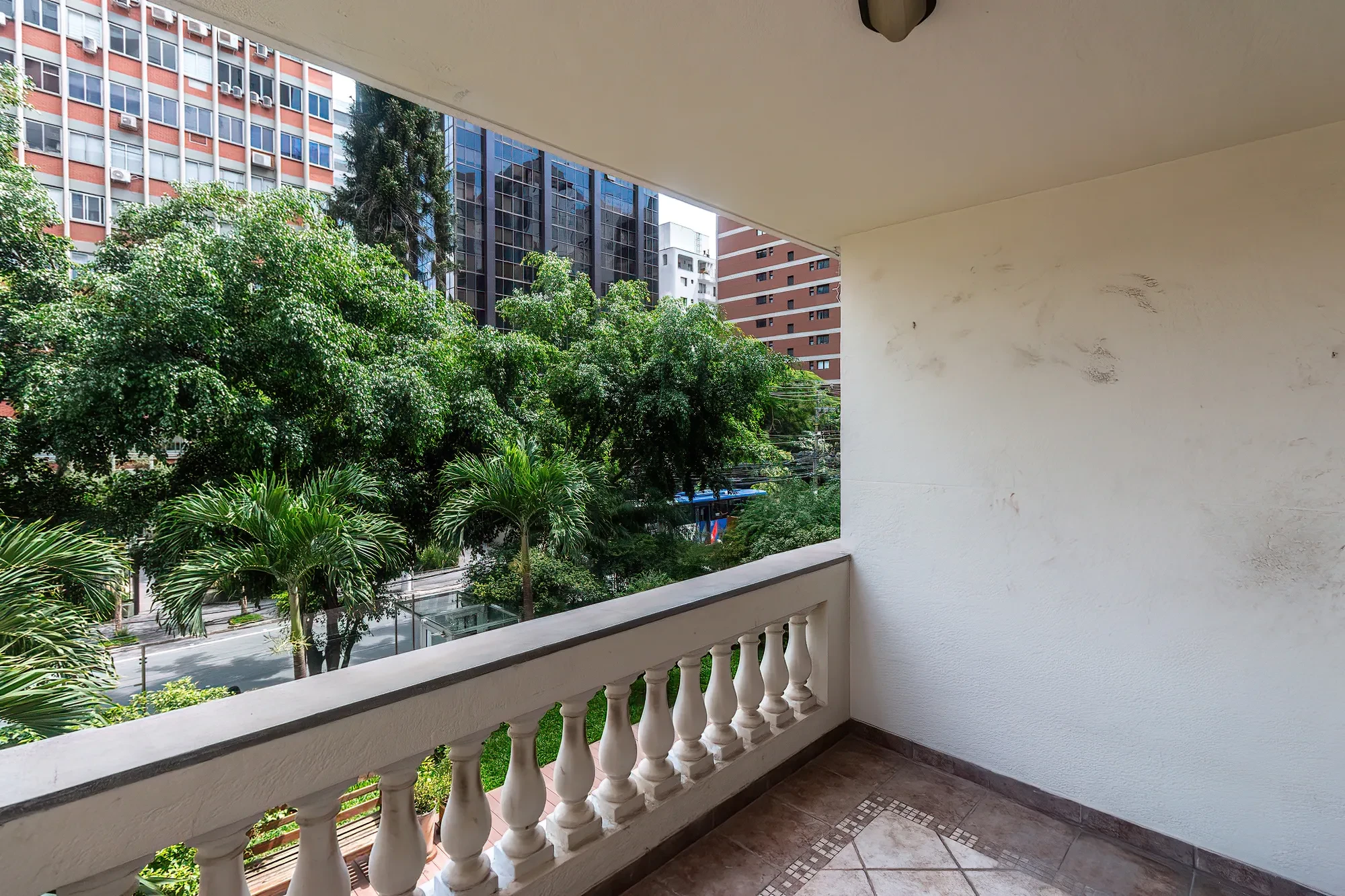 Imagem Apartamento com 2 Quartos para Alugar, 120 m² em Itaim Bibi - São Paulo