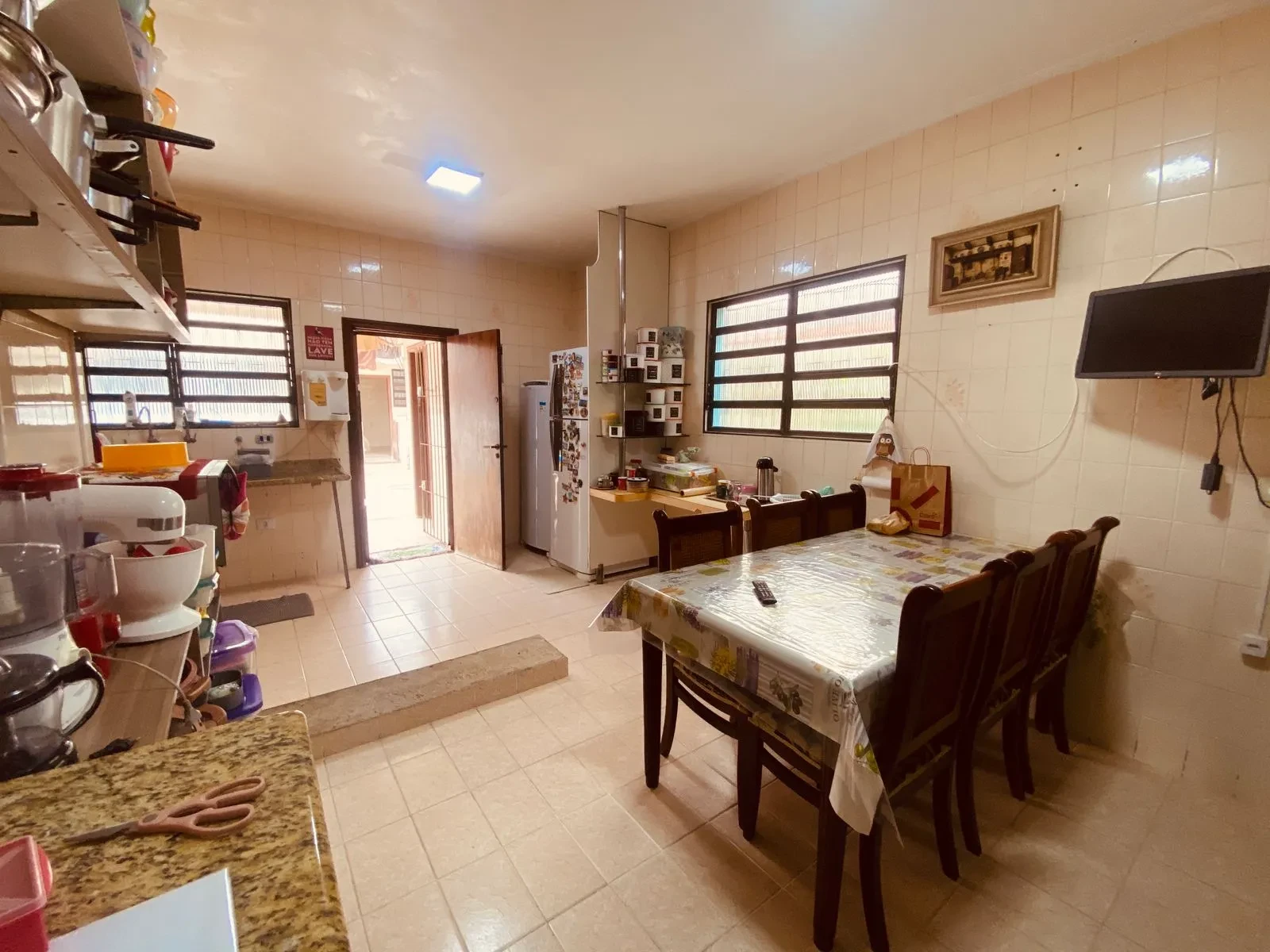 Imagem Sobrado com 4 Quartos à Venda, 255 m² em Embaré - Santos