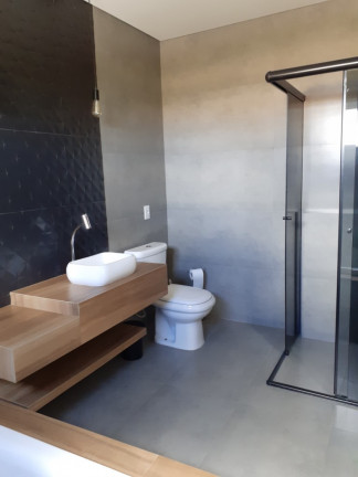 Imagem Casa de Condomínio com 3 Quartos à Venda, 201 m² em Residencial Villa Suiça - Cidade Ocidental